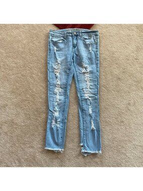 VIP Jeans Juniors 7/8 Skinny Cropped Distressed Denim Actual W 28.5 x I 25 3/4